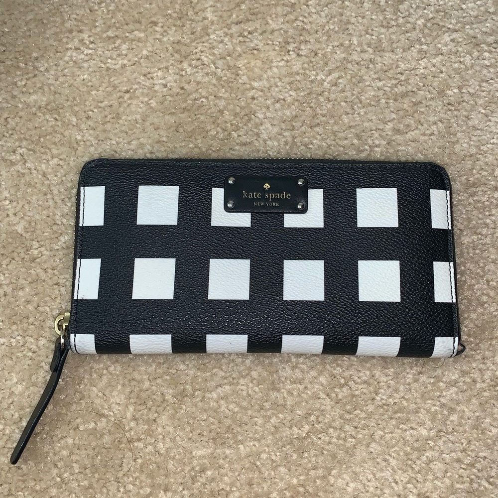 Kate Spade ZIP Wallet
